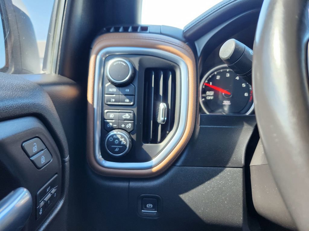 Used 2019 Chevrolet Silverado 1500 High Country AWD/4WD image 23