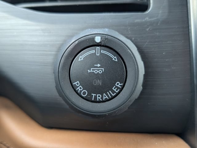 Used 2023 Ford Expedition Max Platinum AWD/4WD image 23