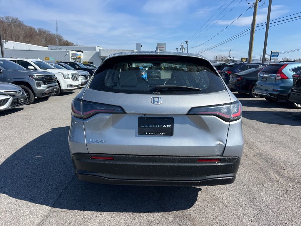 Used 2023 Honda HR-V LX image 4