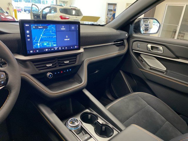 Used 2026 Ford Explorer Tremor w/ Tremor Ultimate Package AWD/4WD image 14