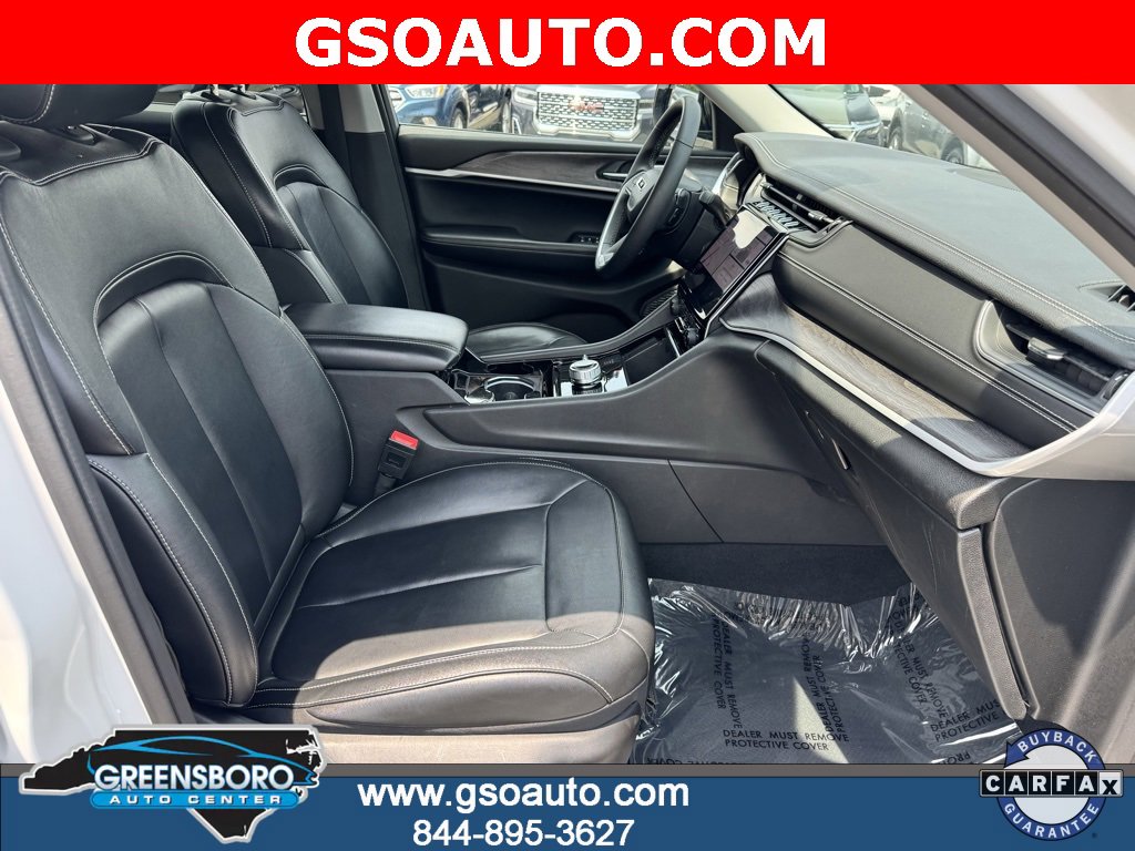 Used 2023 Jeep Grand Cherokee Limited image 14