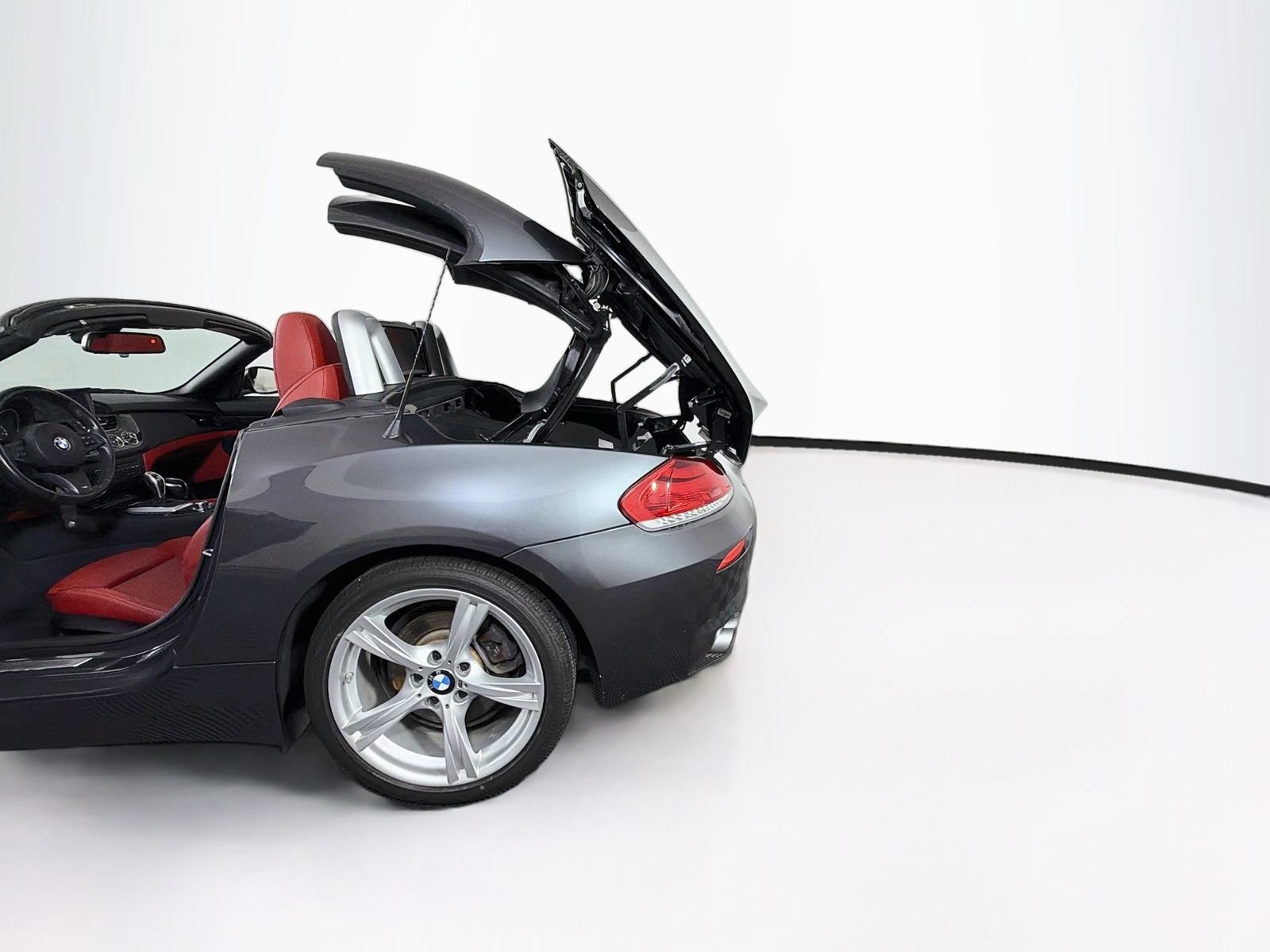 Used 2016 BMW Z4 sDrive28i RWD image 23