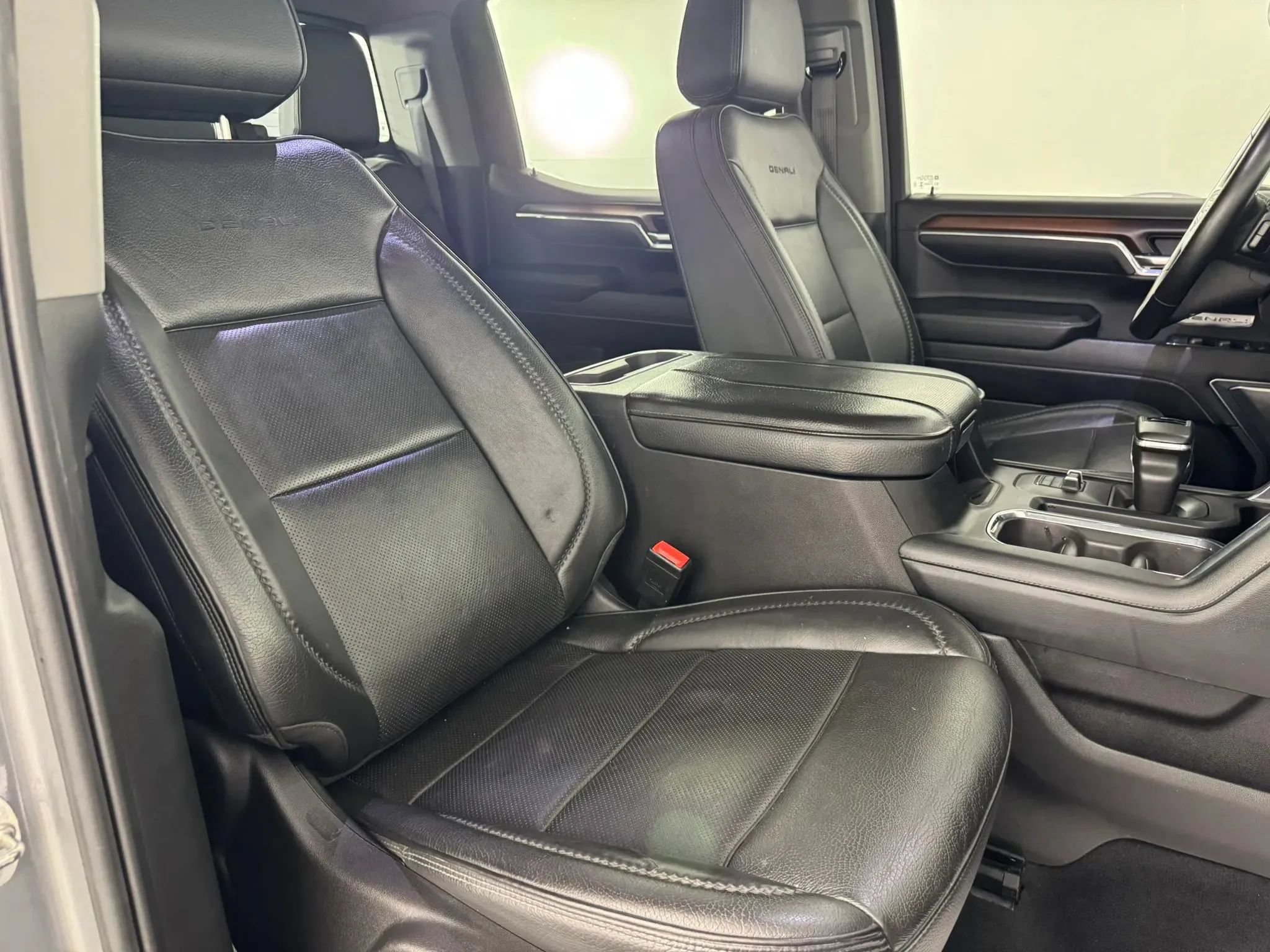 Used 2024 GMC Sierra 1500 Denali w/ Denali Reserve Package AWD/4WD image 36