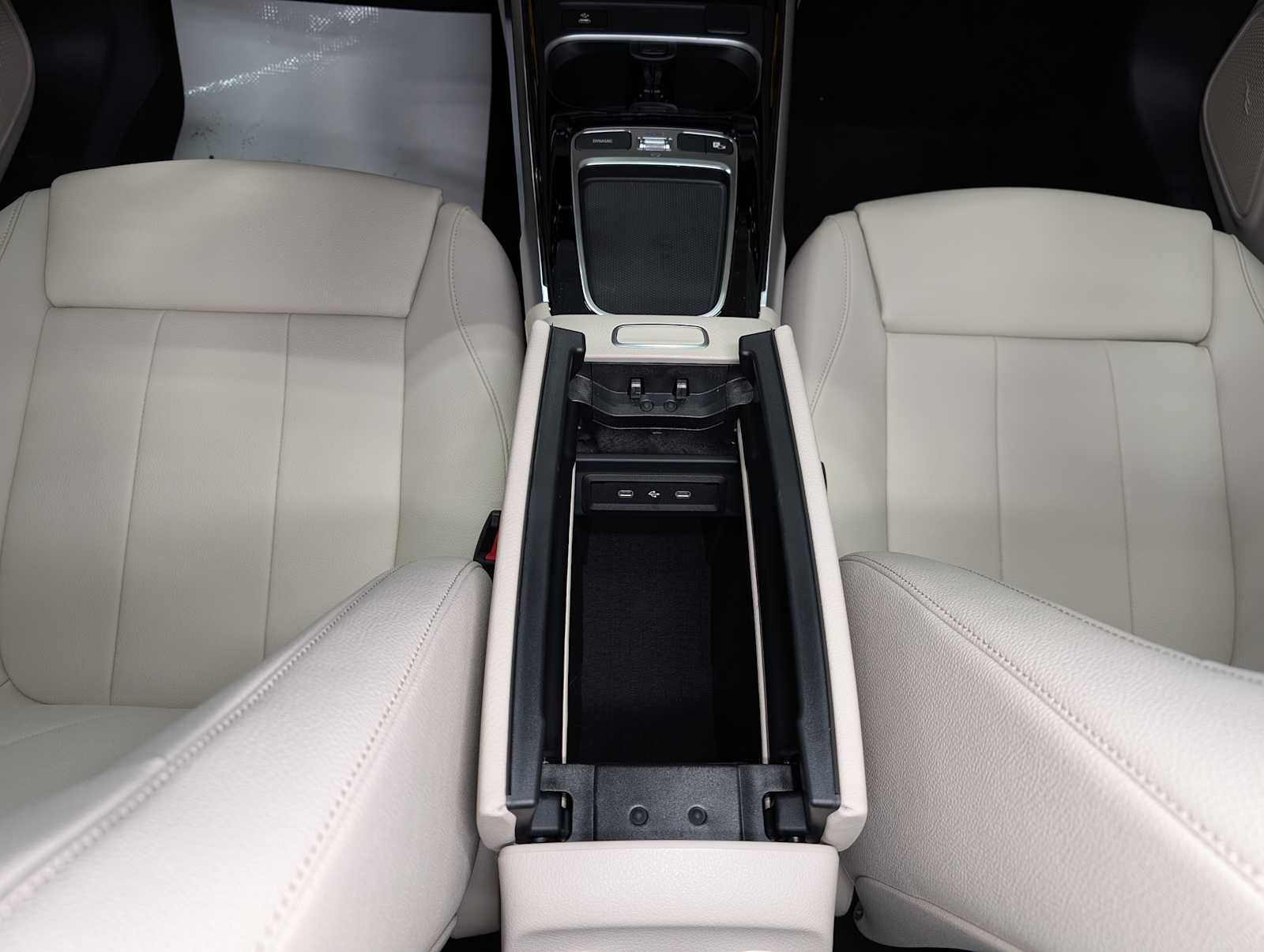 New 2026 Mercedes-Benz GLB 250 4MATIC image 19