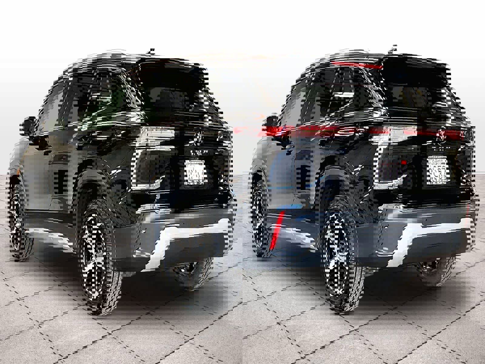 Used 2025 Volkswagen Tiguan SE image 15