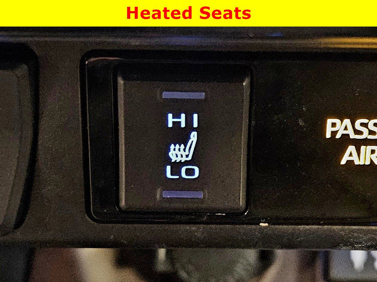 Used 2019 Toyota RAV4 Limited w/ Advanced Technology Package AWD/4WD image 25