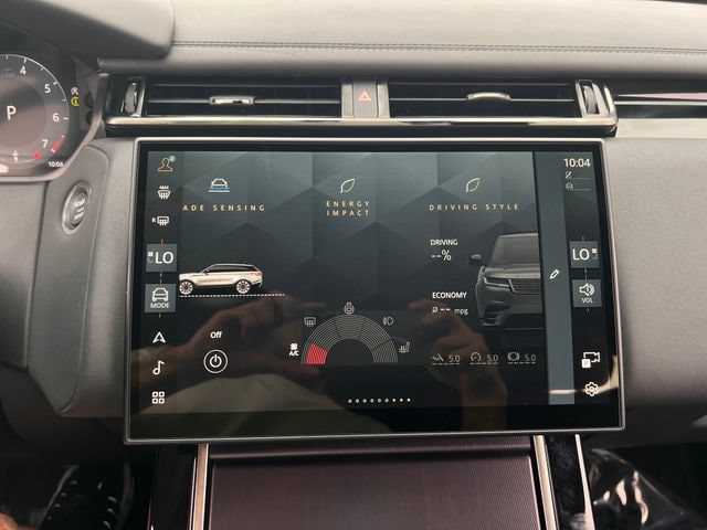Used 2026 Land Rover Range Rover Velar Dynamic SE AWD/4WD image 29