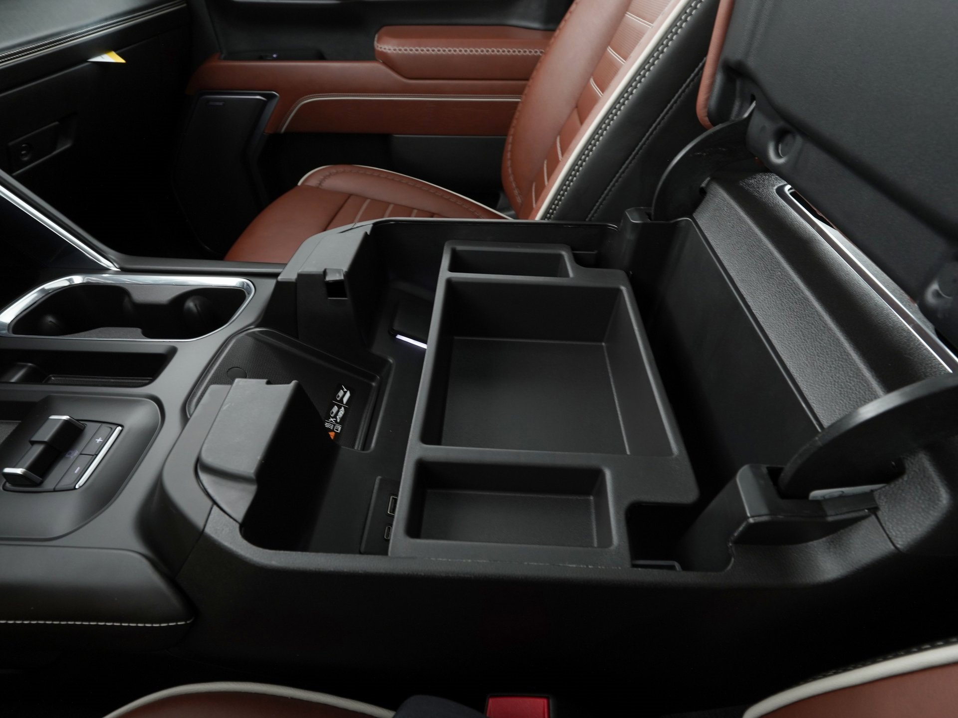 Used 2025 GMC Sierra 3500 Denali Ultimate image 31