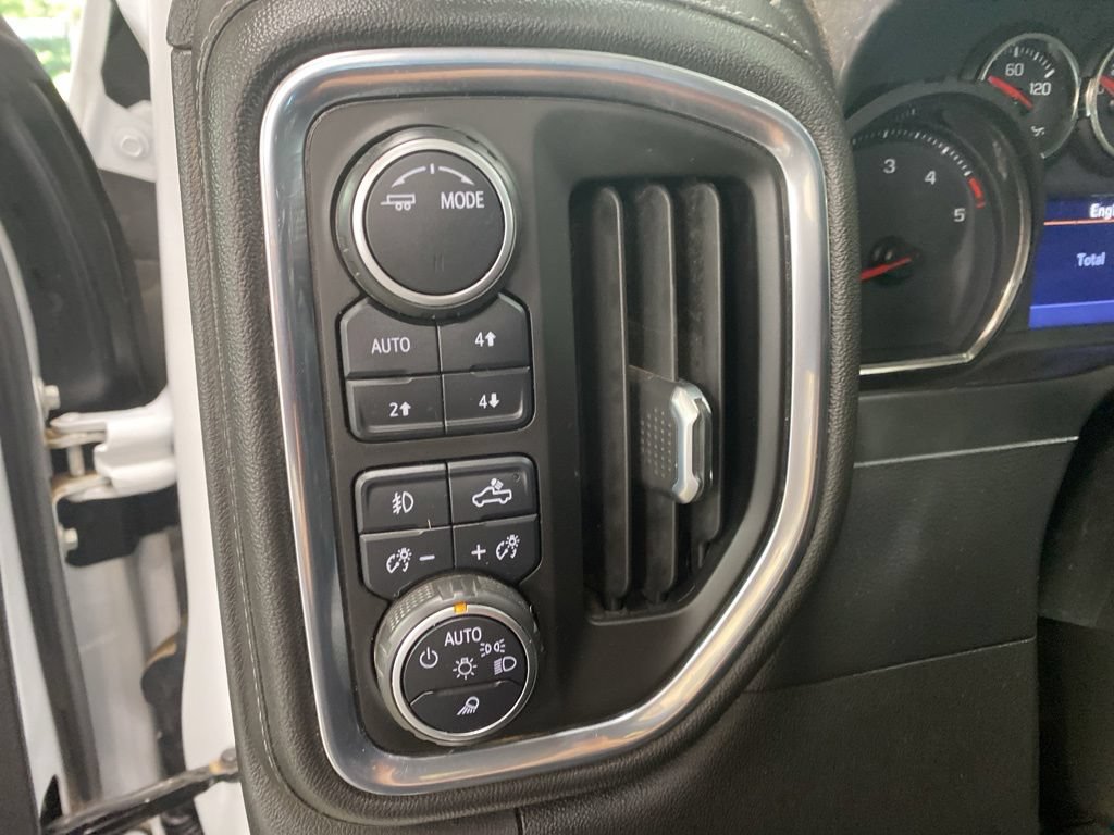 Used 2021 Chevrolet Silverado 3500 LTZ AWD/4WD image 11