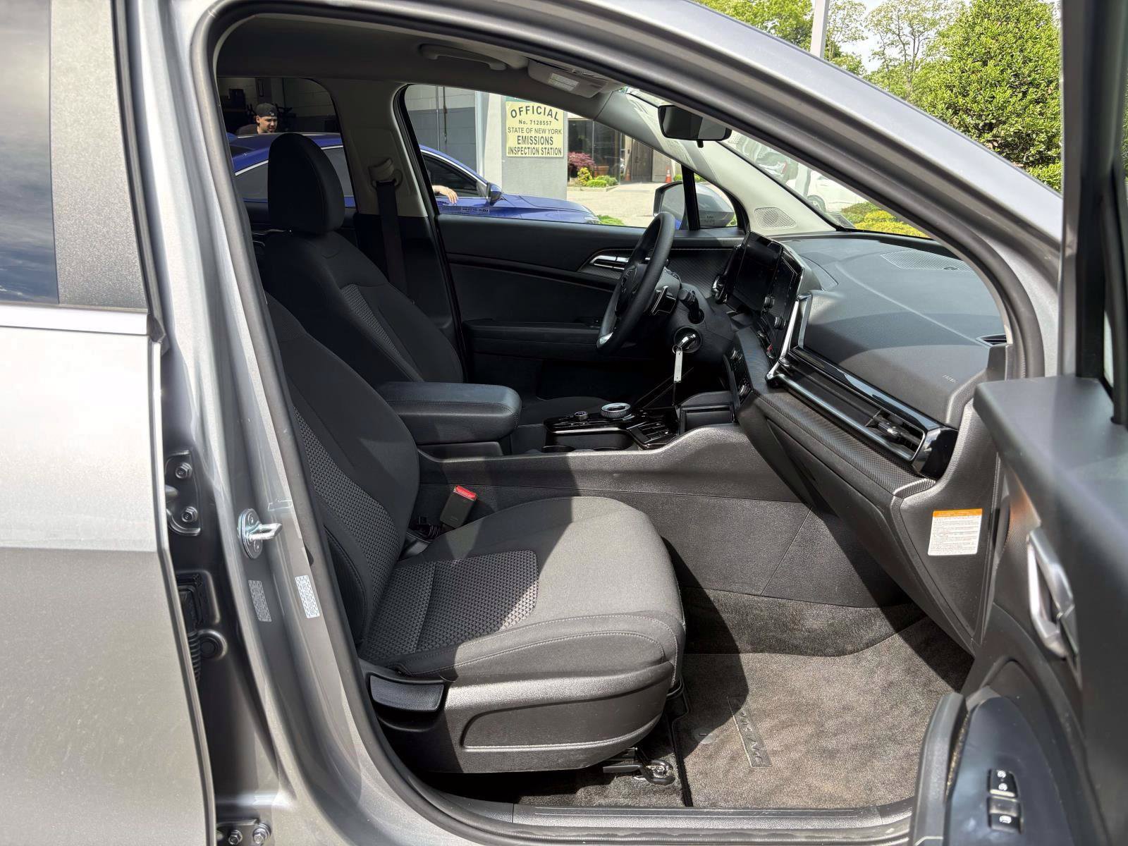 Certified 2023 Kia Sportage LX AWD/4WD image 23