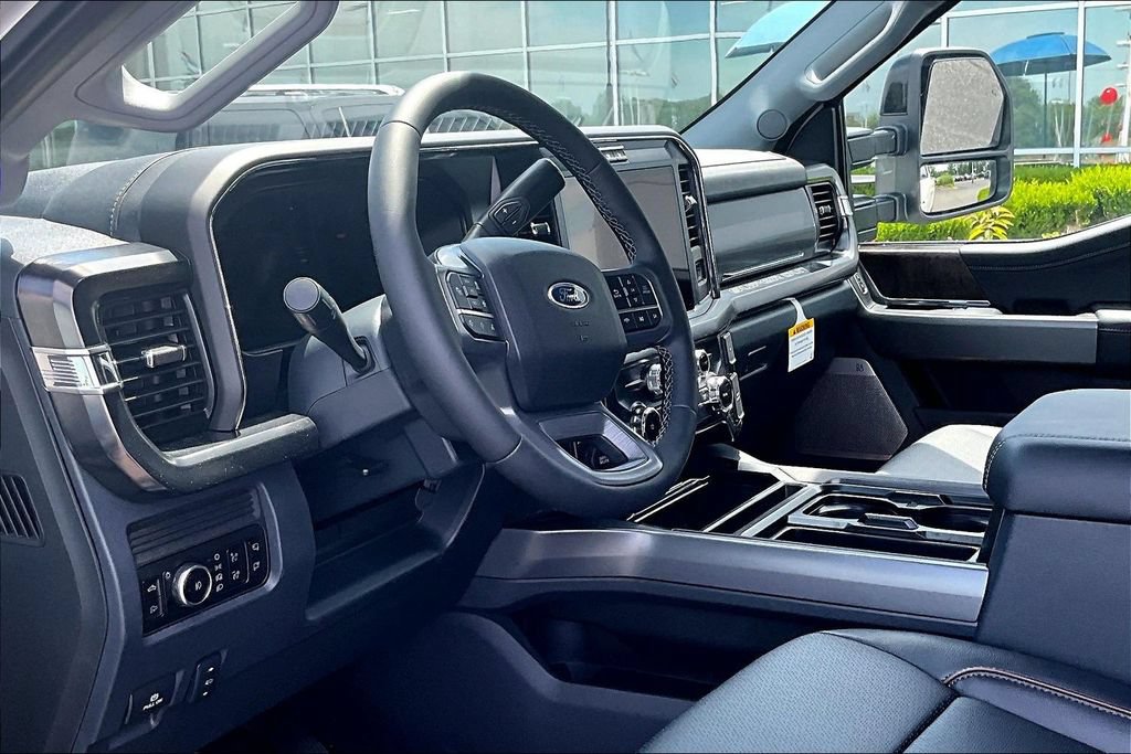 New 2026 Ford F250 Lariat w/ Black Appearance Package AWD/4WD image 6