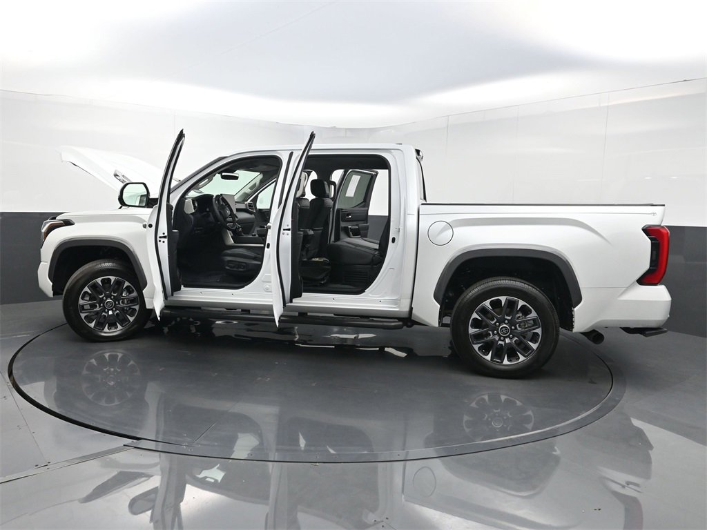 Used 2024 Toyota Tundra Limited image 39