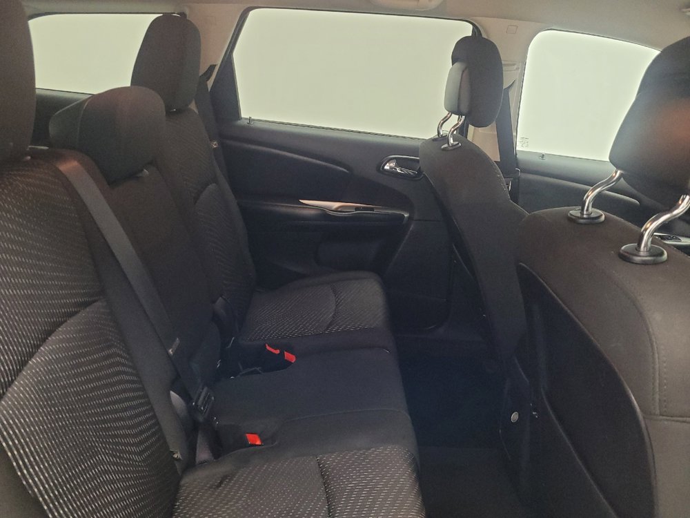 Used 2020 Dodge Journey SE w/ SE Popular Equipment Group image 19