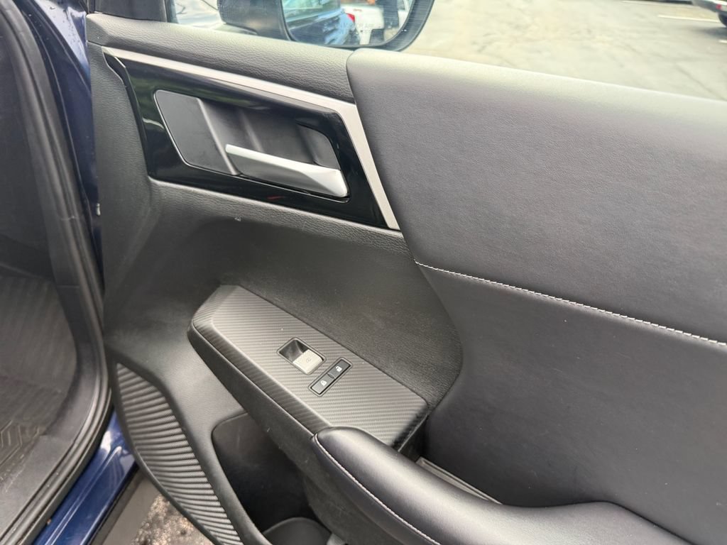 Used 2024 Mitsubishi Outlander SE AWD/4WD image 22