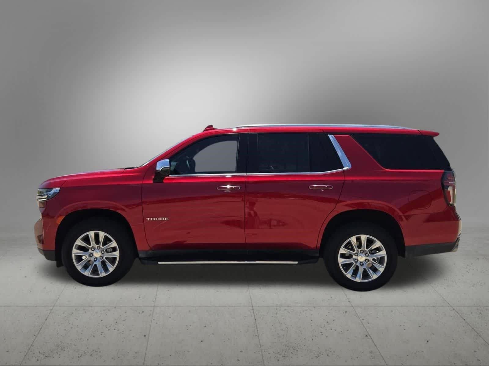 Used 2024 Chevrolet Tahoe Premier w/ Premium Package AWD/4WD image 3