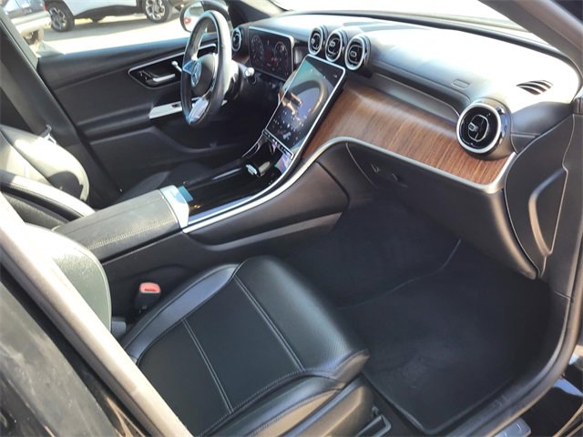 Used 2024 Mercedes-Benz GLC 300 4MATIC image 21