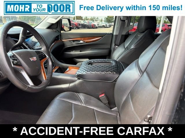 Used 2017 Cadillac Escalade Premium Luxury AWD/4WD image 16