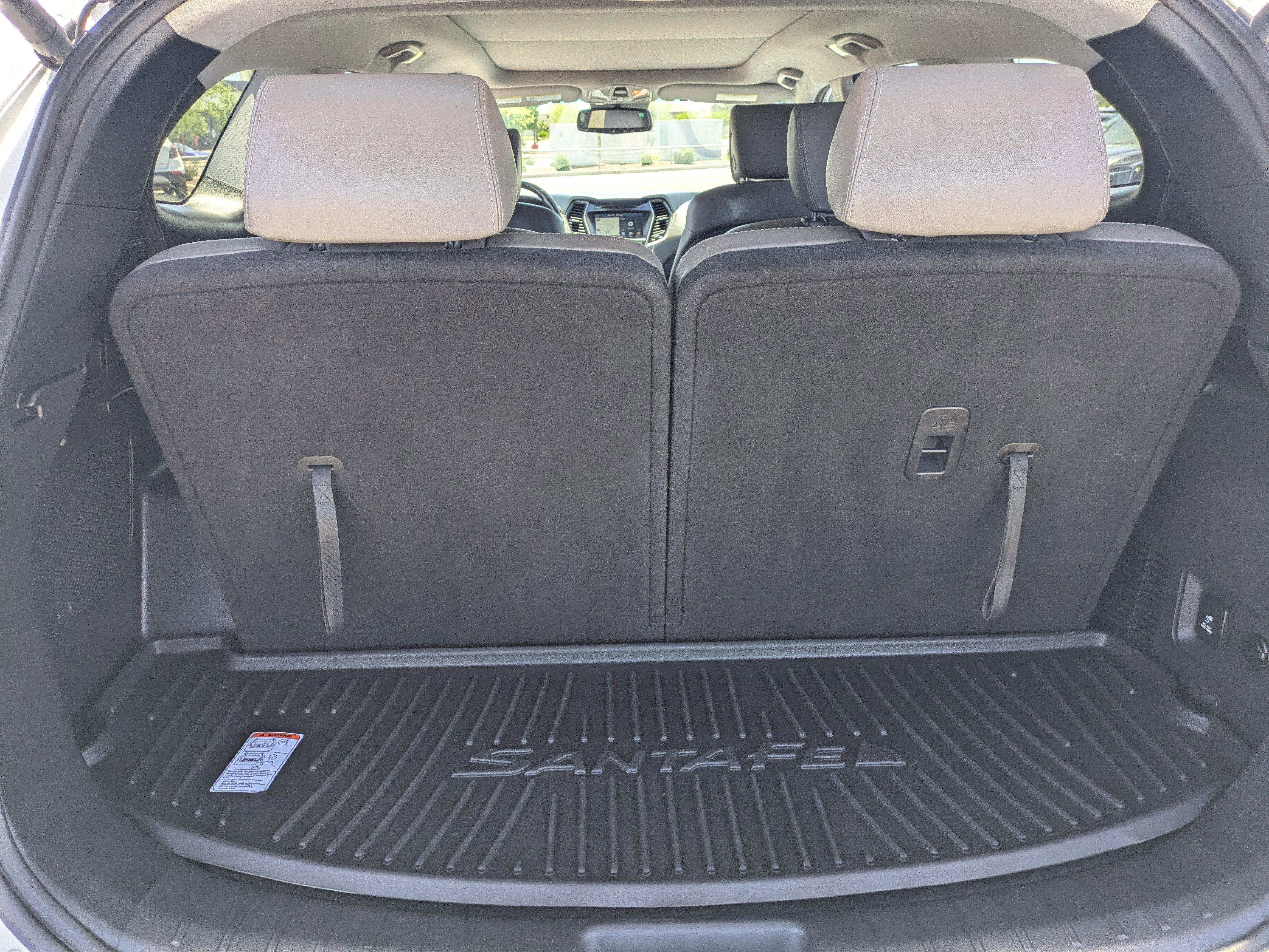 Used 2018 Hyundai Santa Fe Limited FWD image 10
