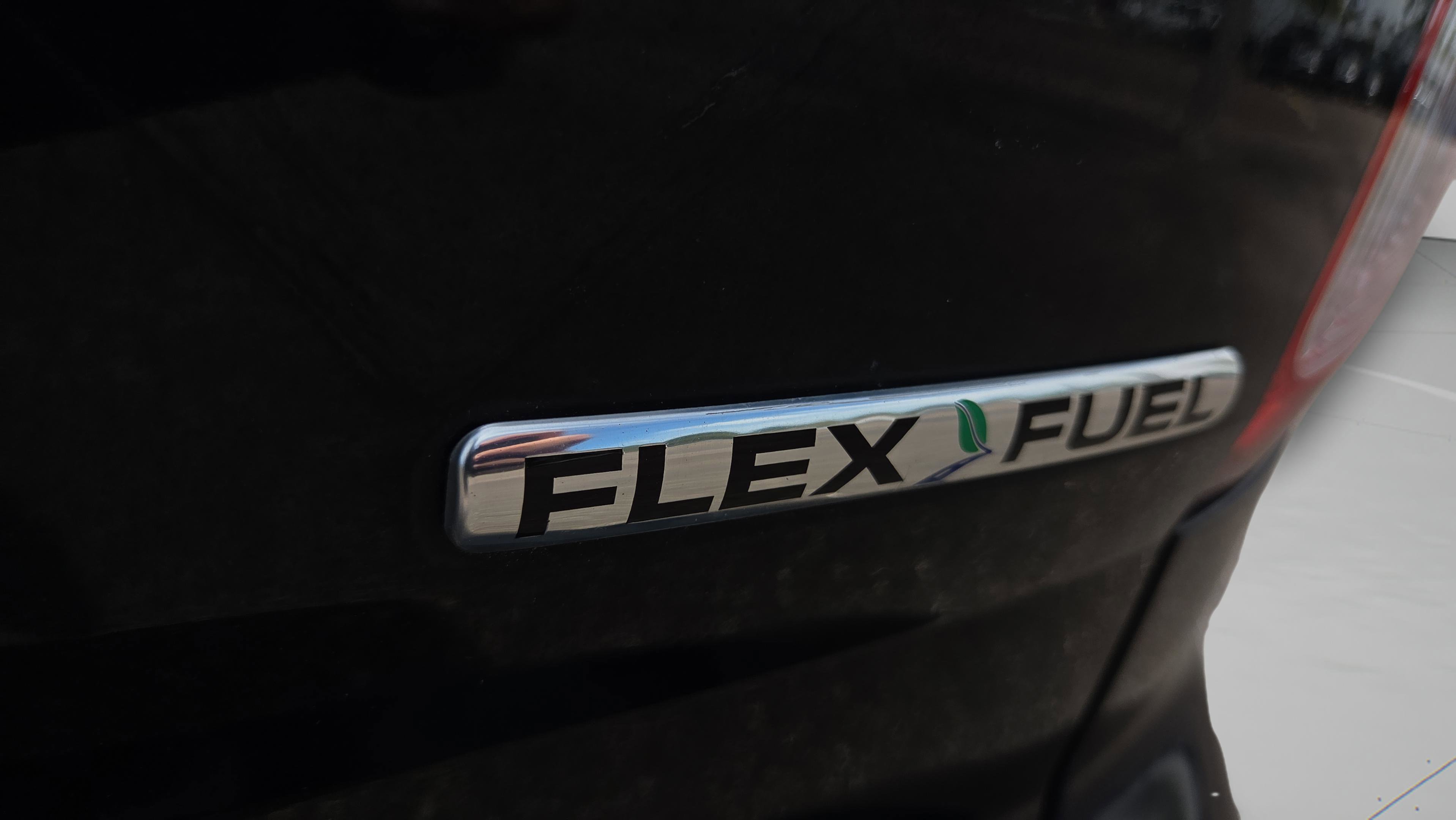 Used 2014 Ford Explorer XLT w/ Equipment Group 202A image 19