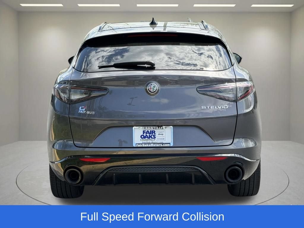 Used 2024 Alfa Romeo Stelvio Veloce AWD/4WD image 9