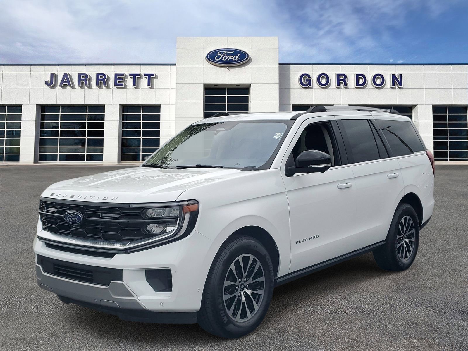 Certified 2025 Ford Expedition Platinum image 2