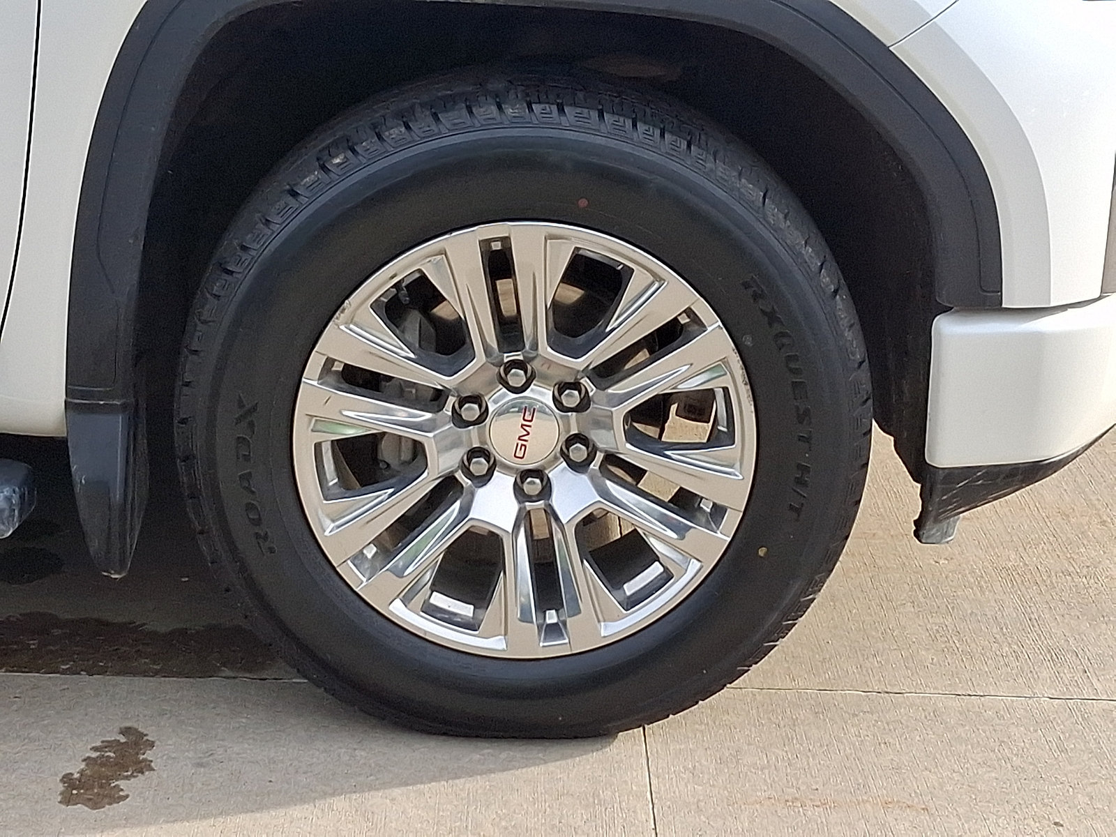 Used 2019 GMC Sierra 1500 Denali w/ Driver Alert Package II AWD/4WD image 8