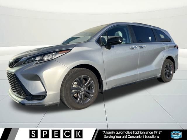 Used 2024 Toyota Sienna XSE