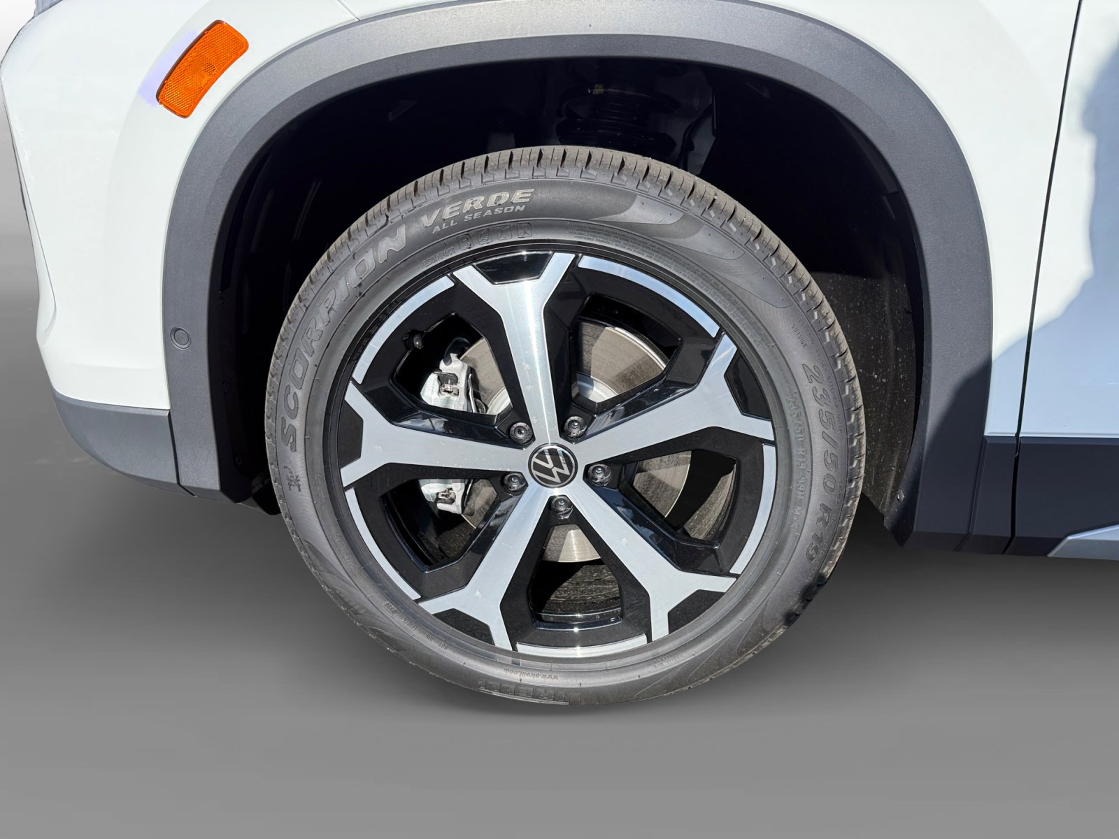 New 2026 Volkswagen Tiguan SE AWD/4WD image 9