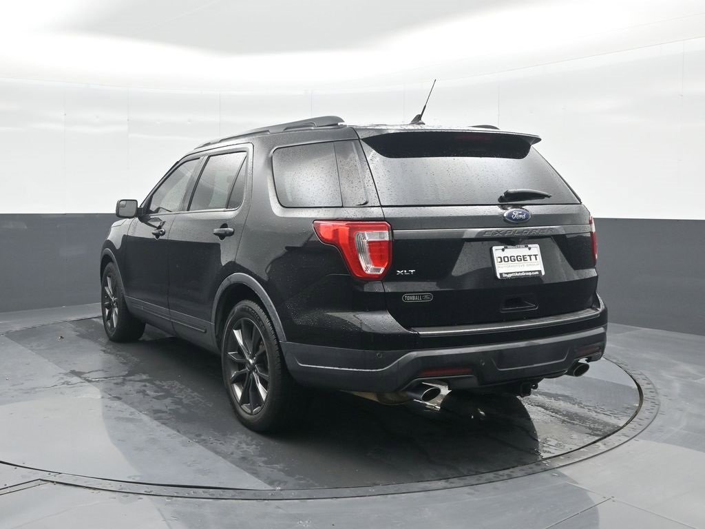 Used 2018 Ford Explorer XLT w/ Equipment Group 202A image 22