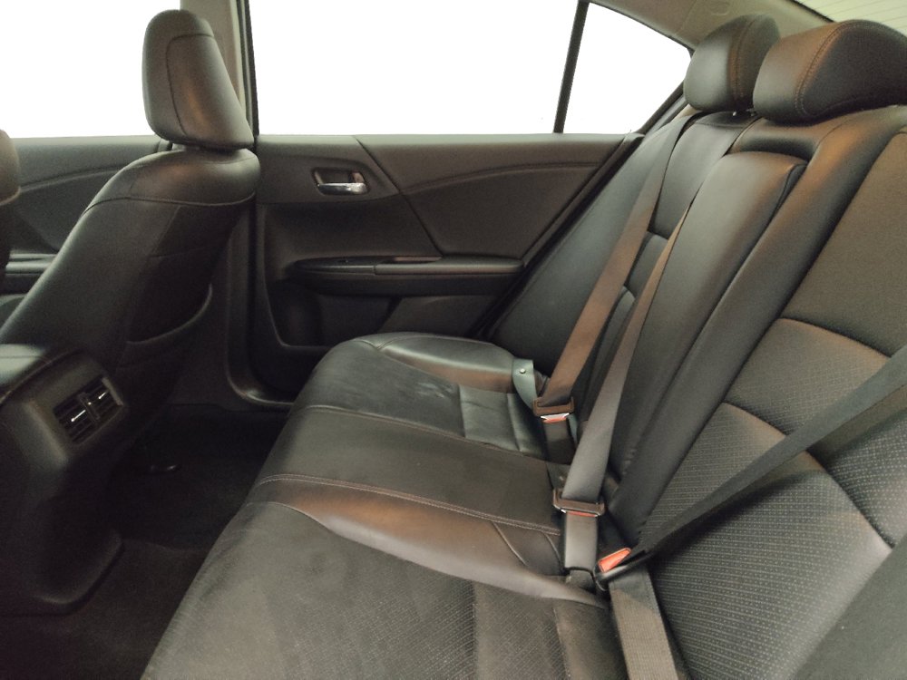 Used 2017 Honda Accord EX-L image 18