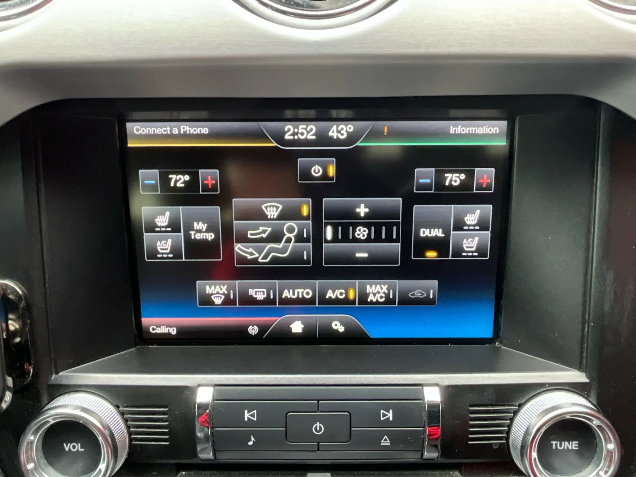 Used 2015 Ford Mustang GT Premium image 27