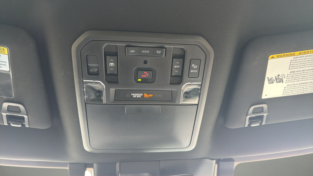 Used 2023 Toyota Sequoia Capstone AWD/4WD image 28