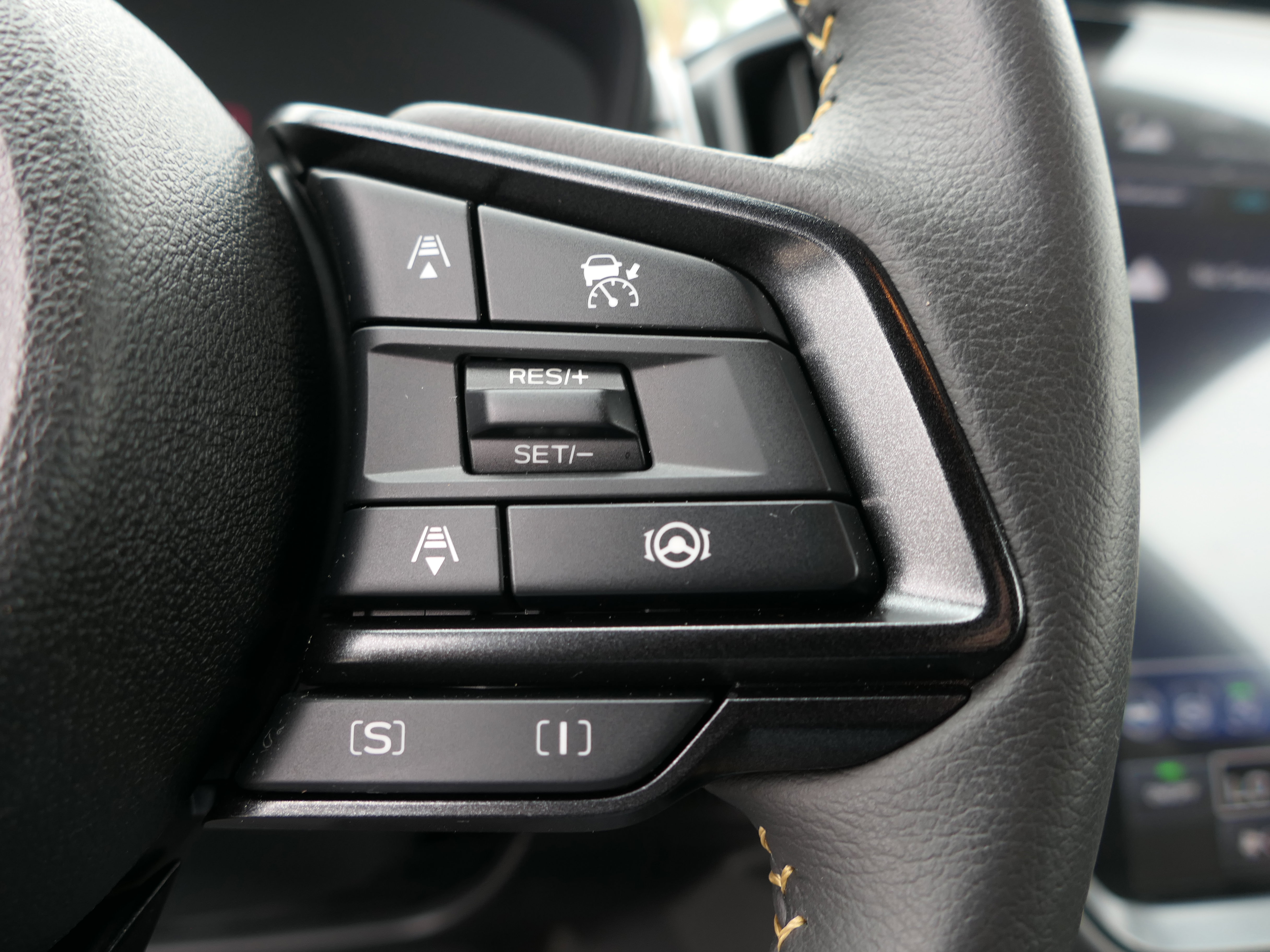 Certified 2025 Subaru Crosstrek 2.5i Sport w/ Crosstrek Mirror Package AWD/4WD image 15