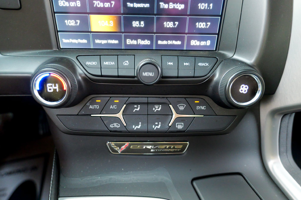 Used 2016 Chevrolet Corvette Stingray Coupe RWD image 45