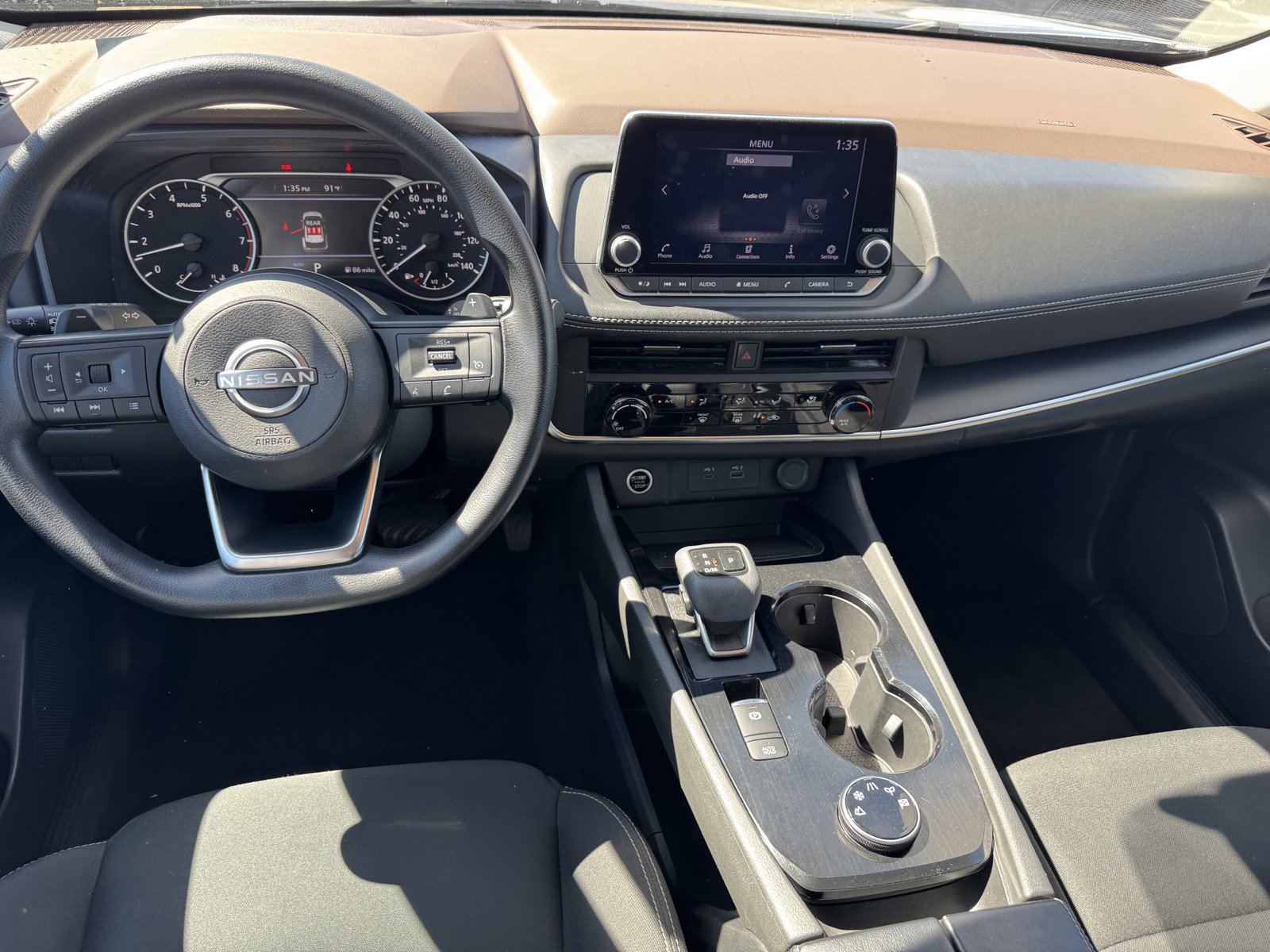 Used 2023 Nissan Rogue S image 14