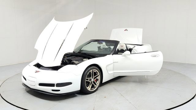 Used 2000 Chevrolet Corvette Convertible w/ Memory Pkg image 9