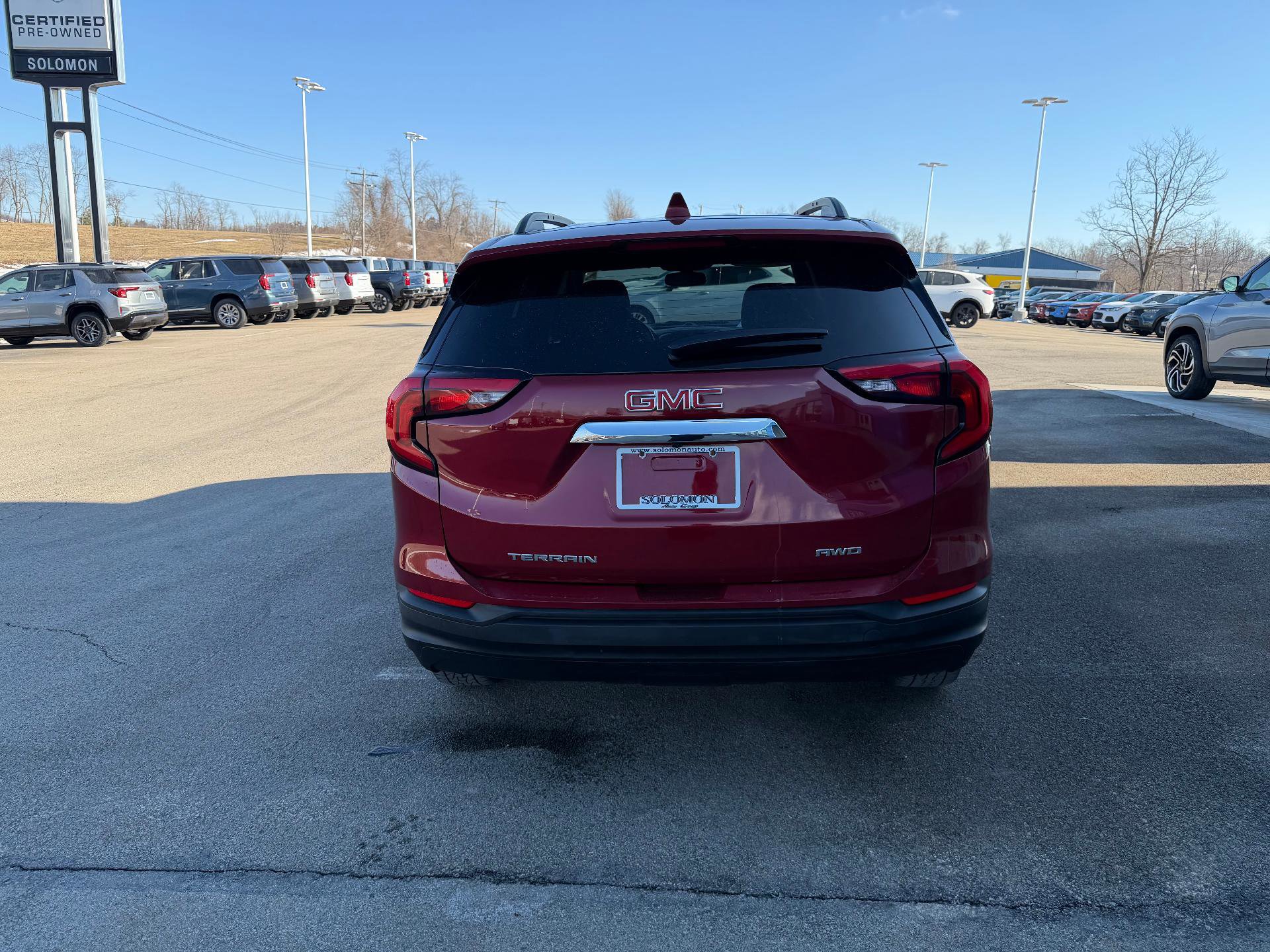 Used 2018 GMC Terrain SLE w/ Driver Convenience Package image 4