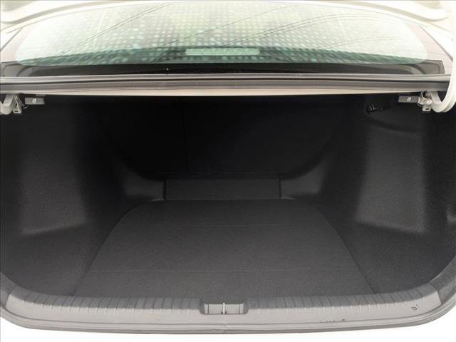 Used 2025 Honda Accord SE image 6