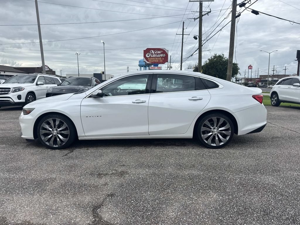 Used 2016 Chevrolet Malibu Premier w/ Driver Confidence Package FWD image 10