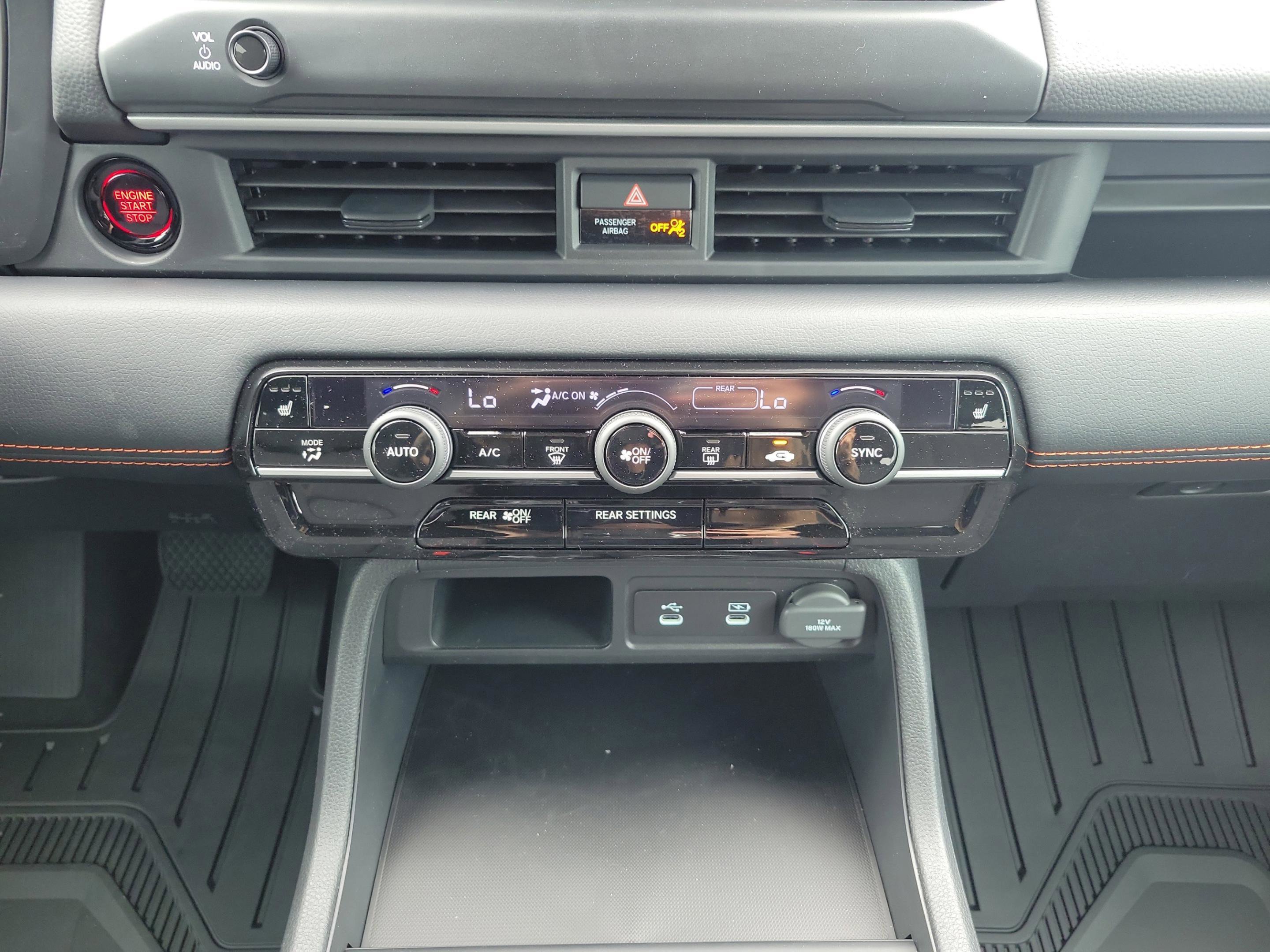 New 2026 Honda Pilot Sport image 14