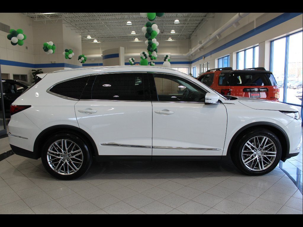 Used 2023 Acura MDX w/ Advance Package AWD/4WD image 4
