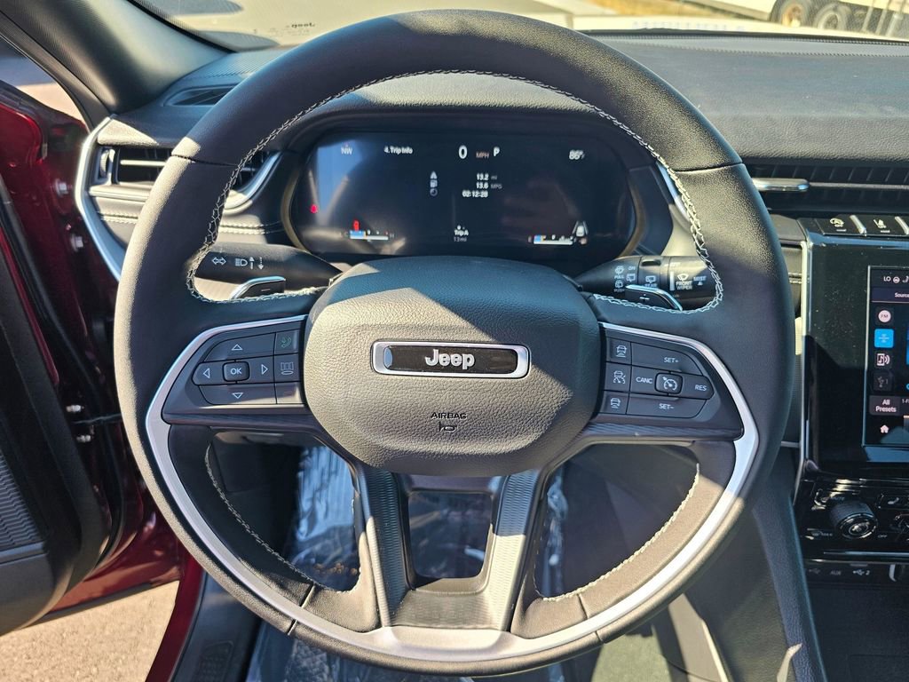 New 2025 Jeep Grand Cherokee L Altitude AWD/4WD image 17
