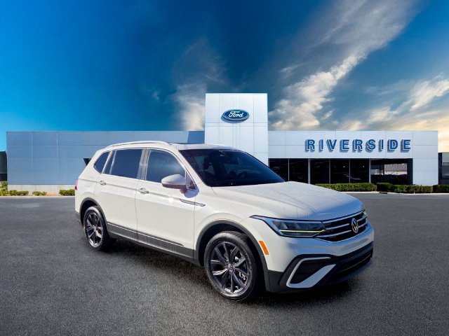Used 2023 Volkswagen Tiguan SE