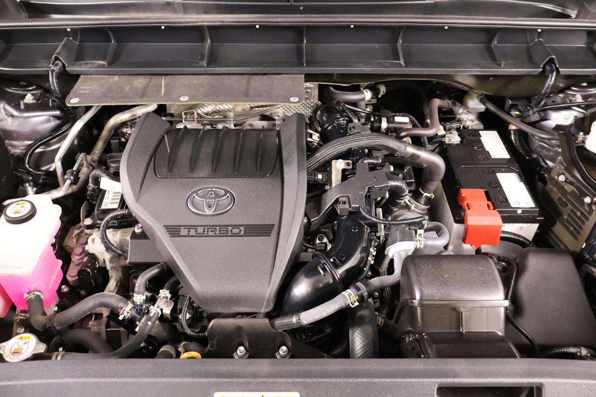 Used 2024 Toyota Highlander XLE AWD/4WD image 21