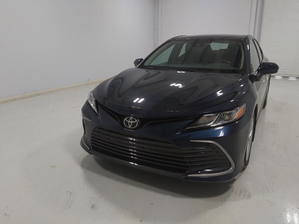 Used 2021 Toyota Camry LE FWD image 15