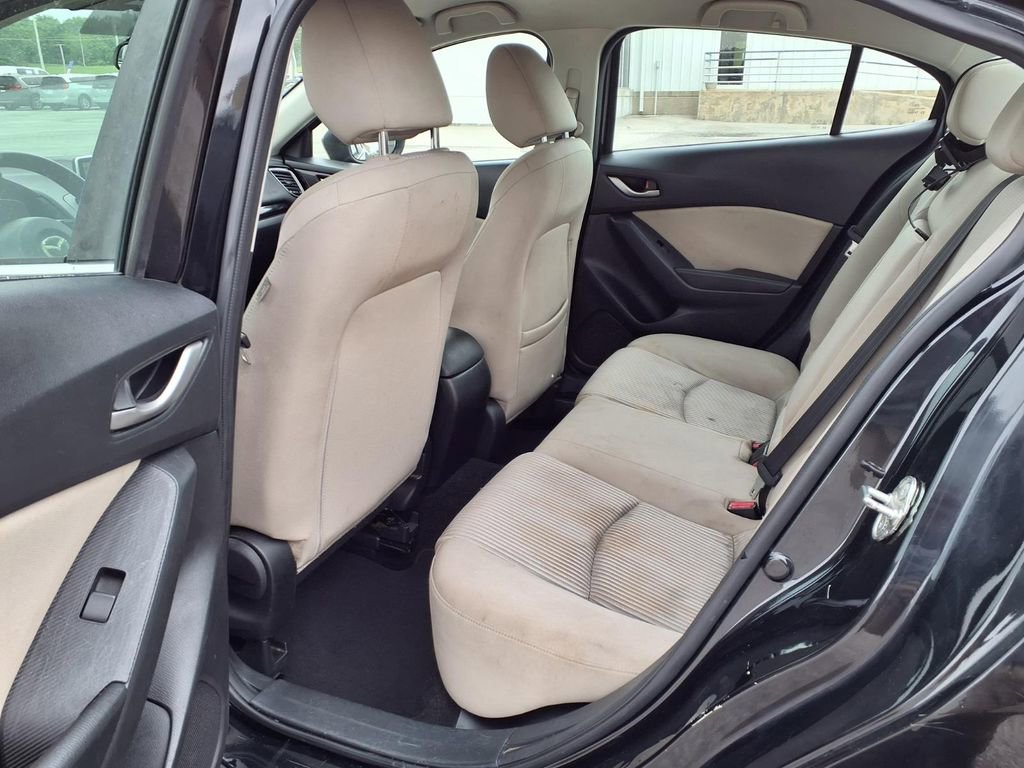 Used 2016 MAZDA MAZDA3 i Sport w/ Preferred Equipment Package FWD image 25