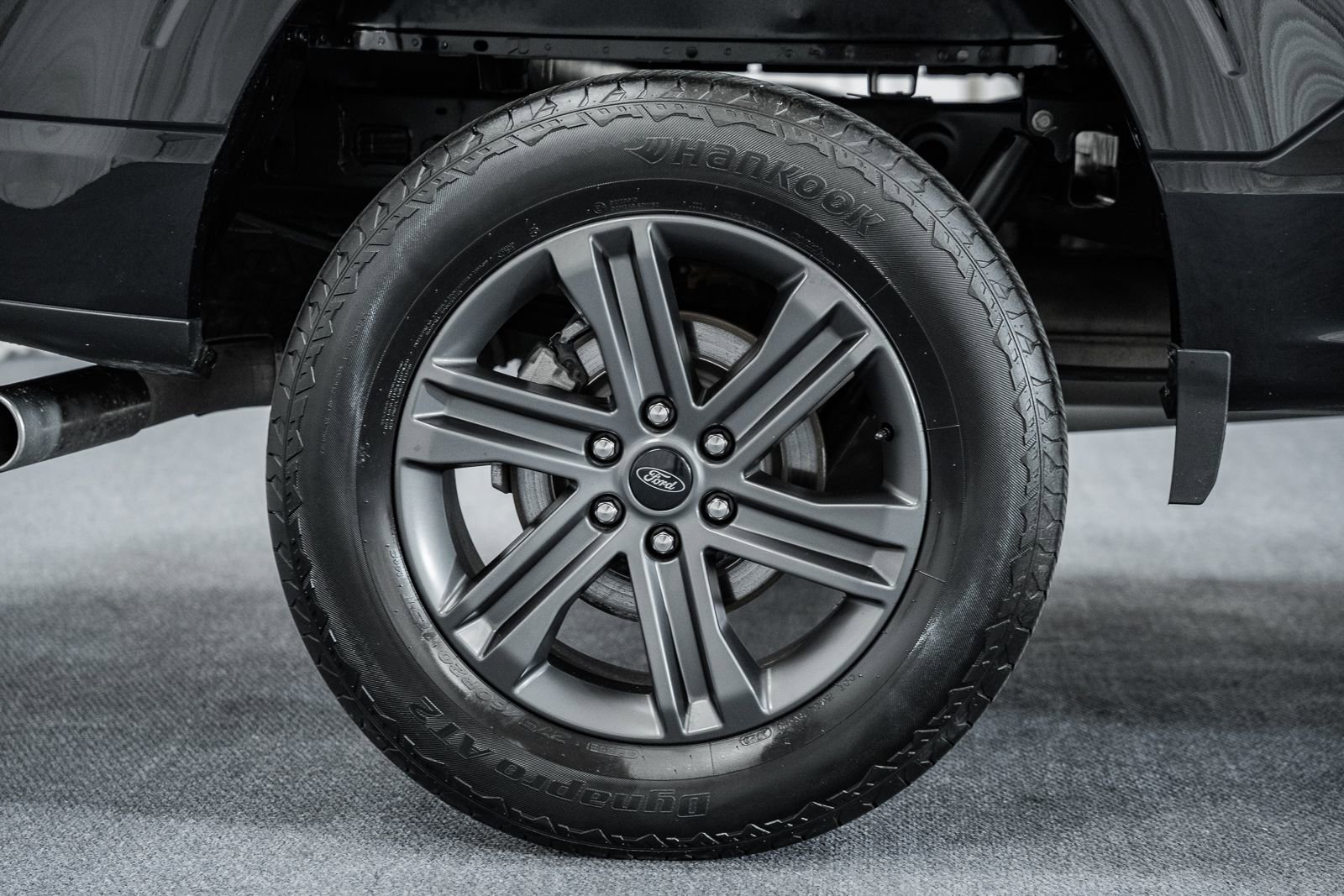 Certified 2023 Ford F150 Lariat w/ Equipment Group 502A High image 23