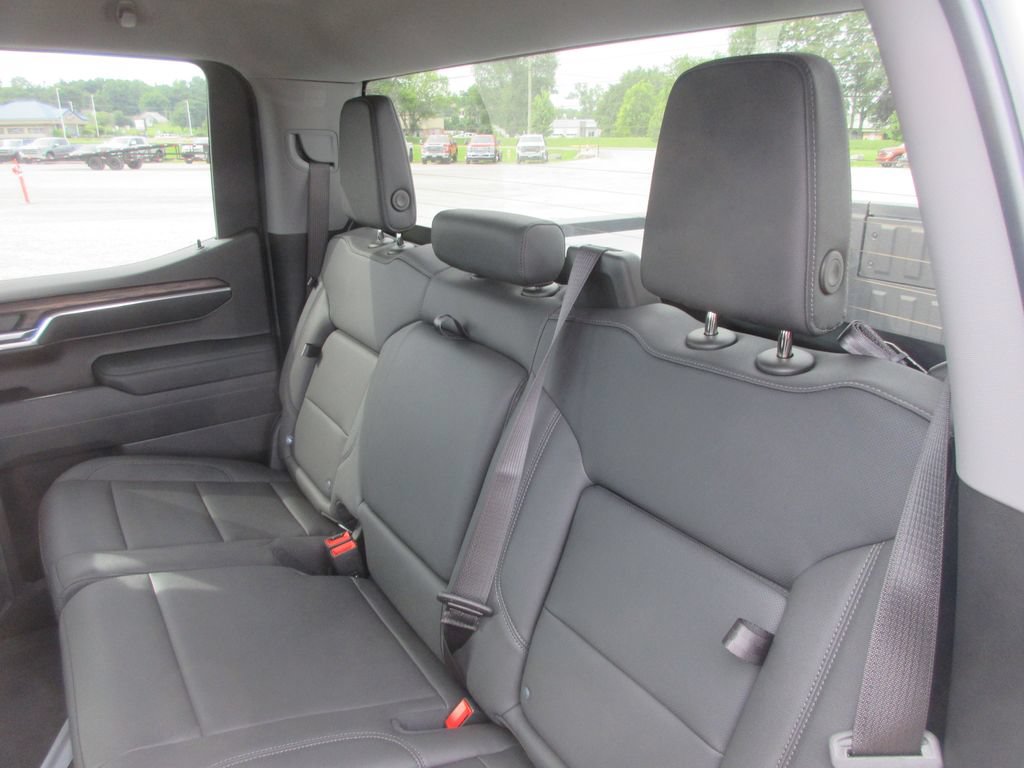 New 2026 GMC Sierra 1500 SLT w/ SLT Convenience Package AWD/4WD image 16