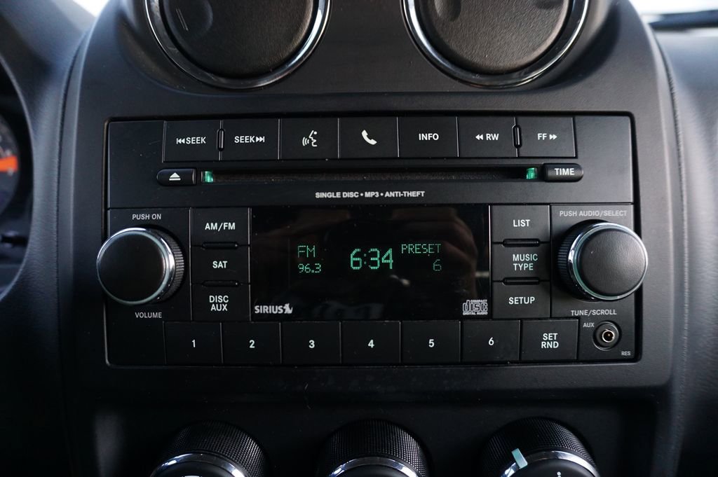 Used 2016 Jeep Patriot Sport image 14