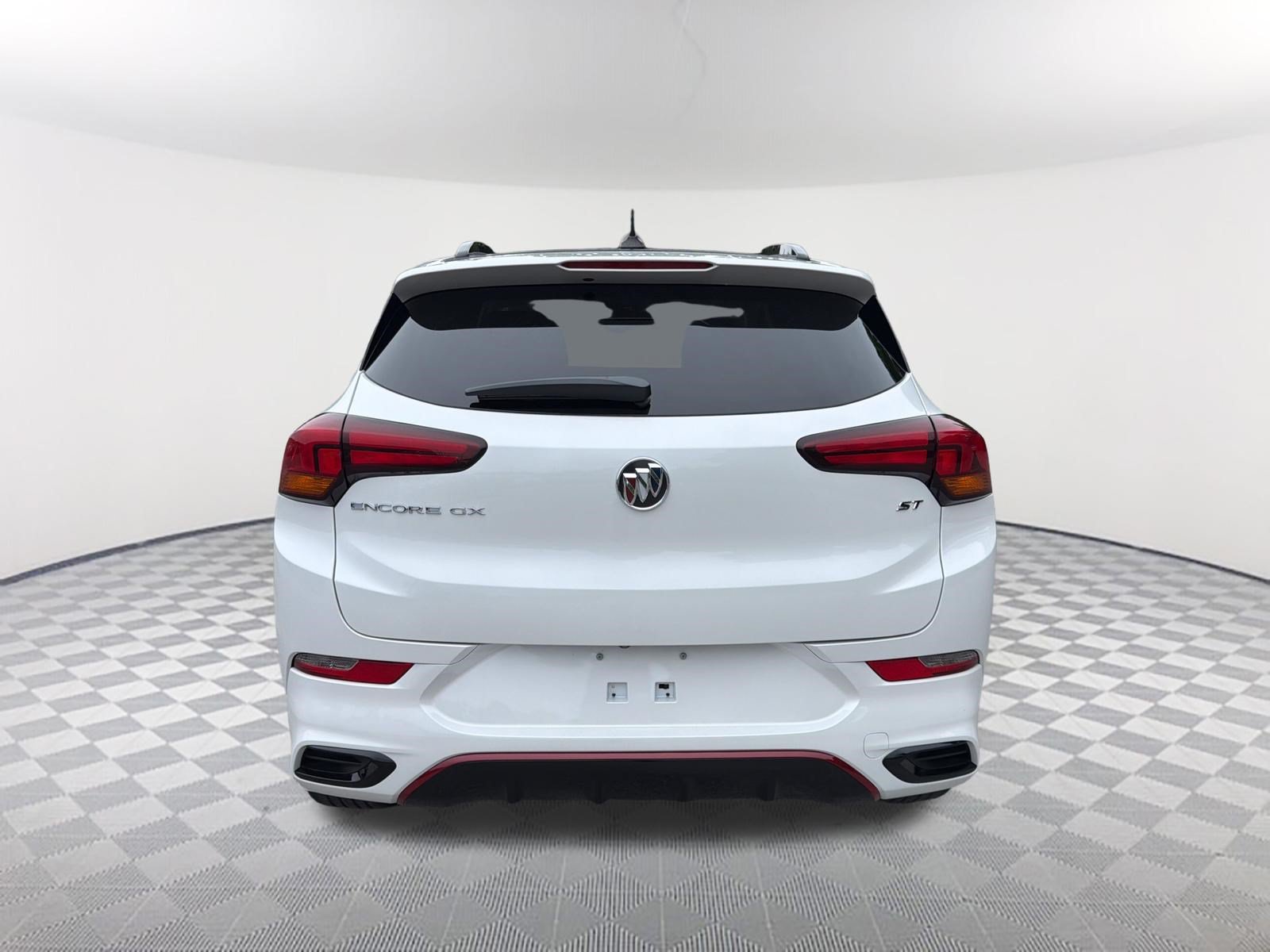 Used 2021 Buick Encore GX Select w/ Sport Touring Package FWD image 5